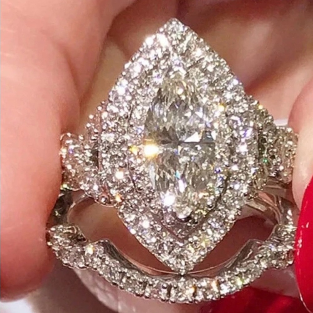 NWT Elegant 2pcs/Set Silver Marquise Cubic Zirconia Cut Ring Size 8